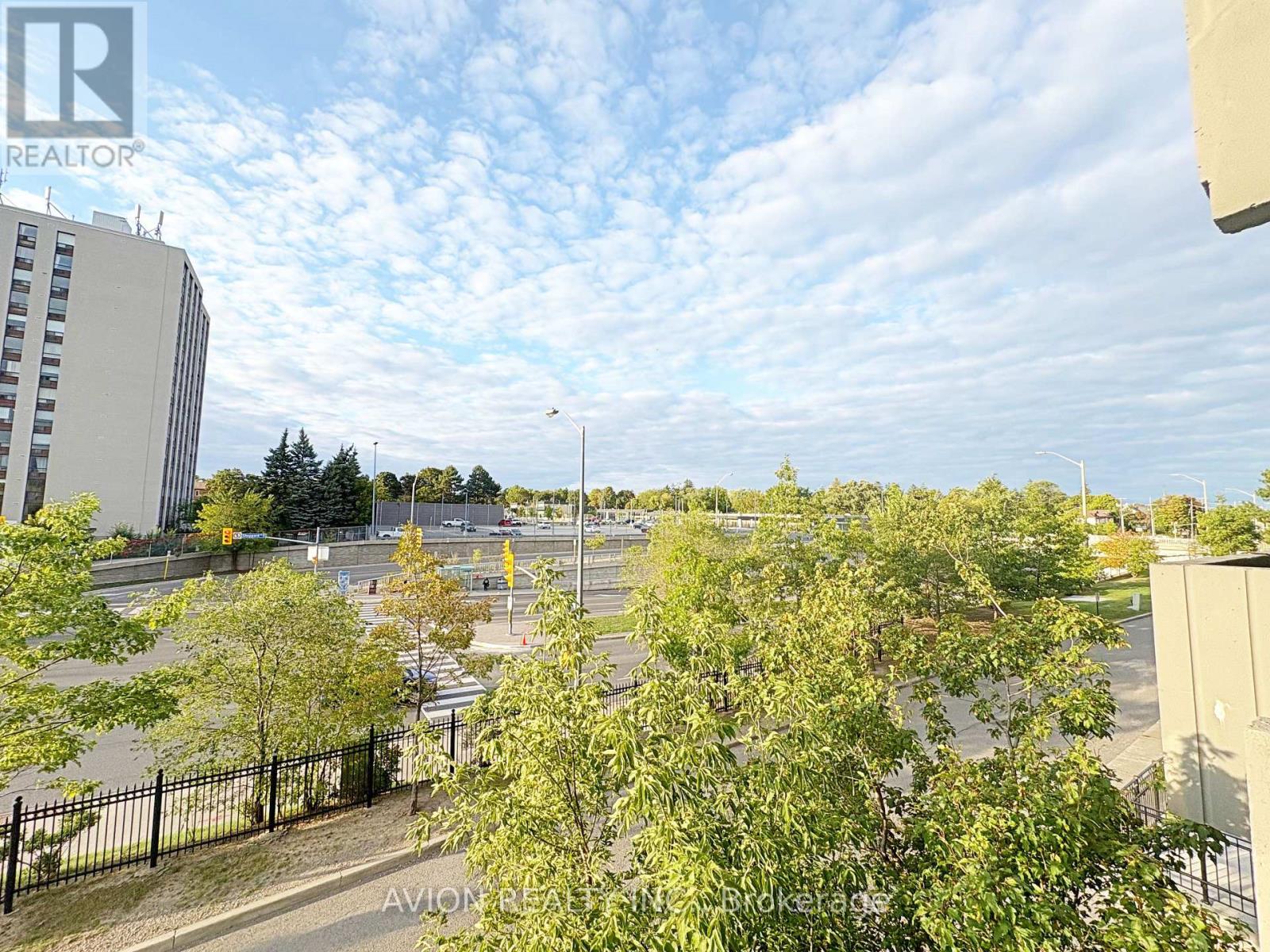 4091 Sheppard Avenue — photo 33