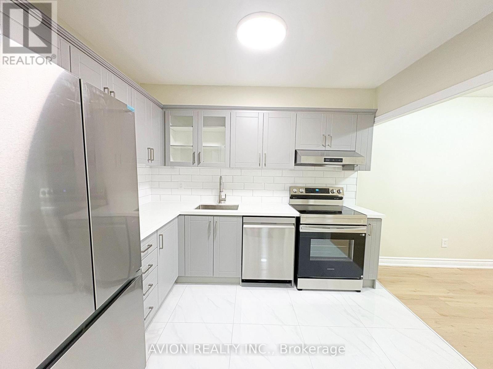 4091 Sheppard Avenue — photo 8