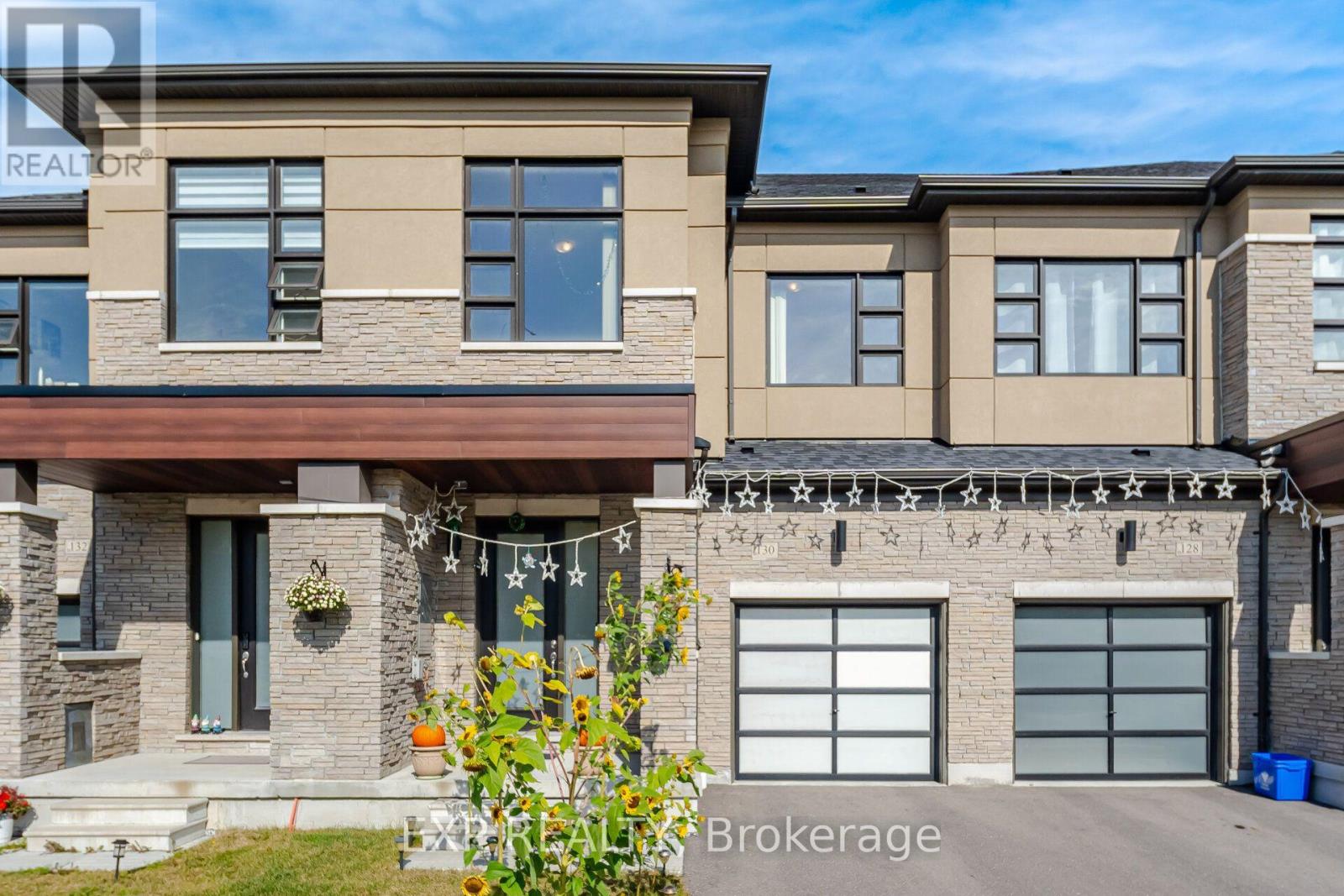 130 Ogston Crescent, Whitby, ON photo 1