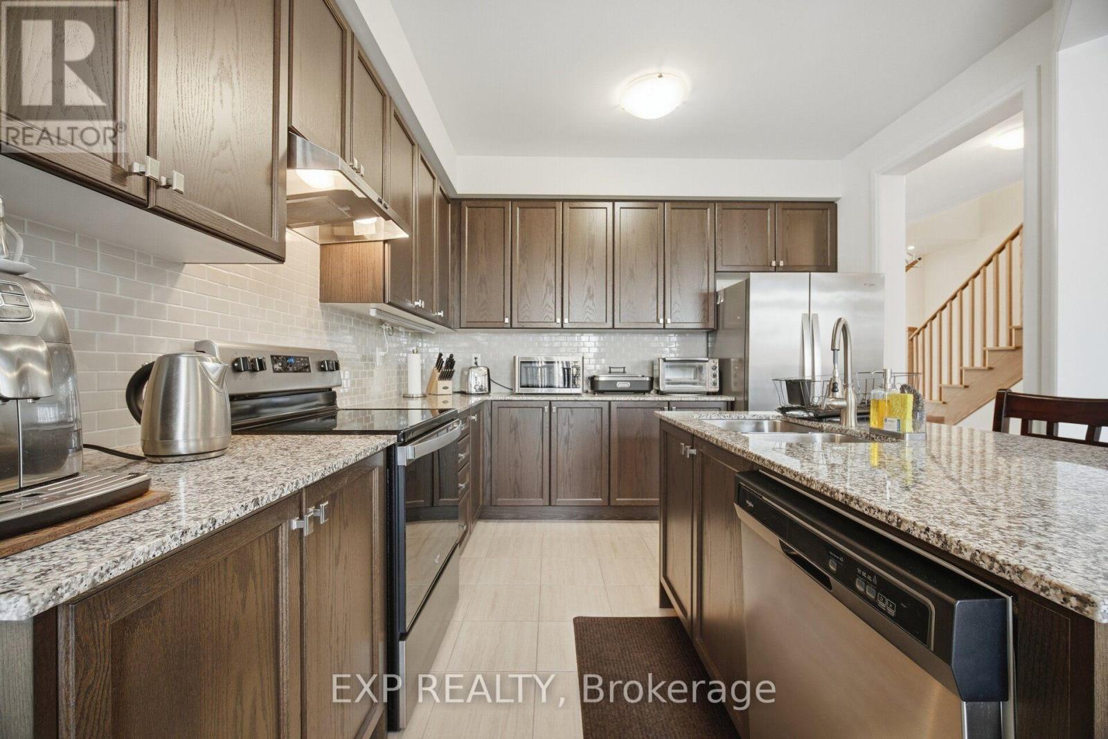 130 OGSTON CRESCENT - 15