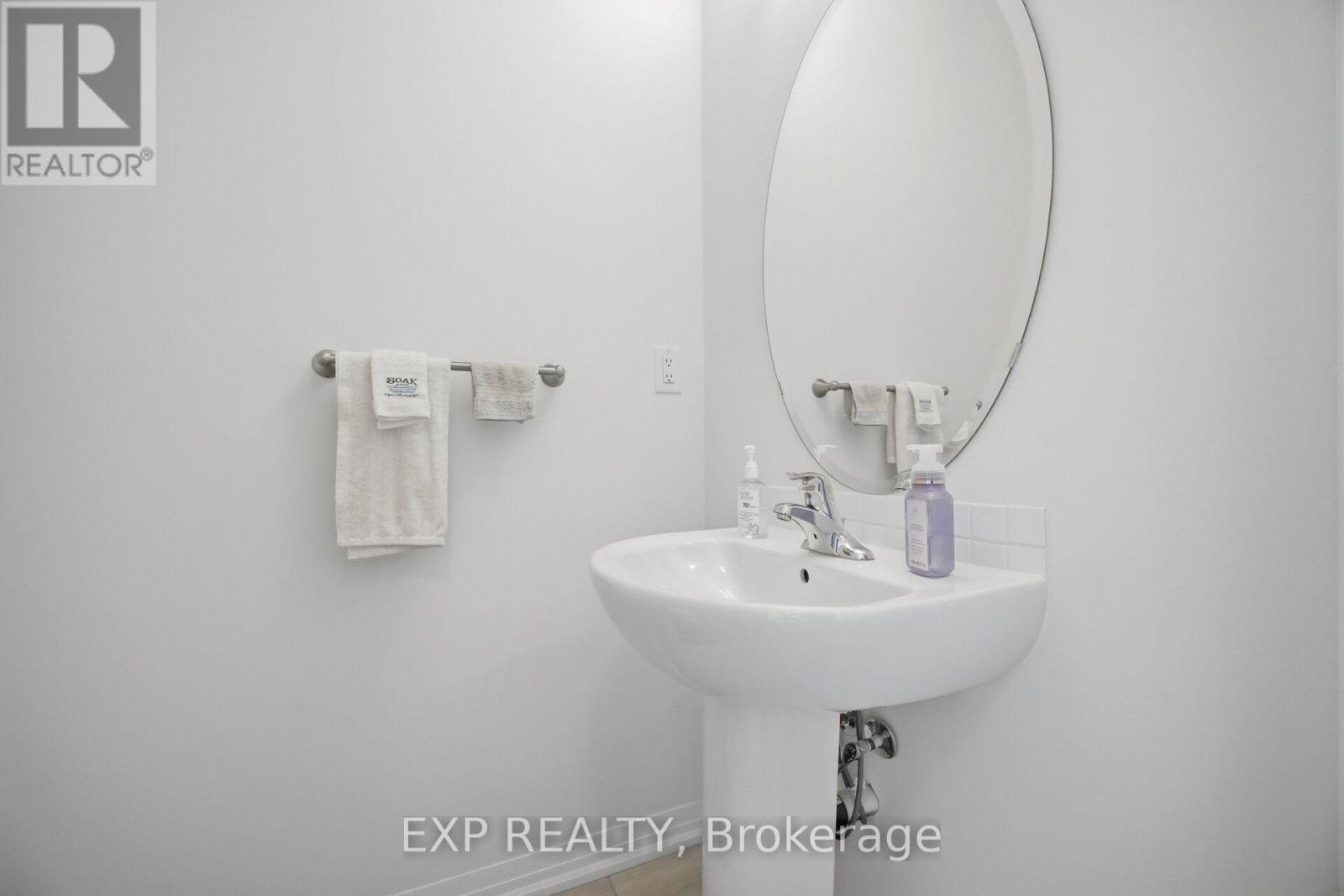 130 OGSTON CRESCENT - 21