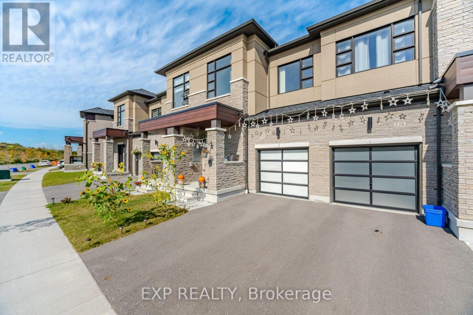 130 OGSTON CRESCENT - 3
