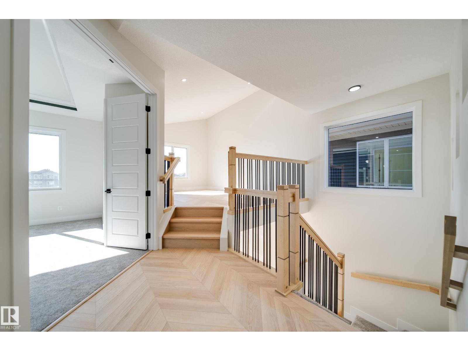8523 183 AV NW - 20