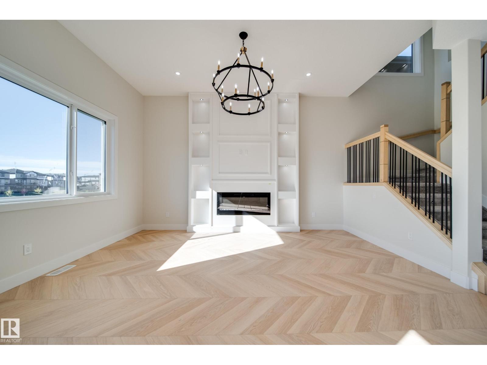 8523 183 AV NW - 16