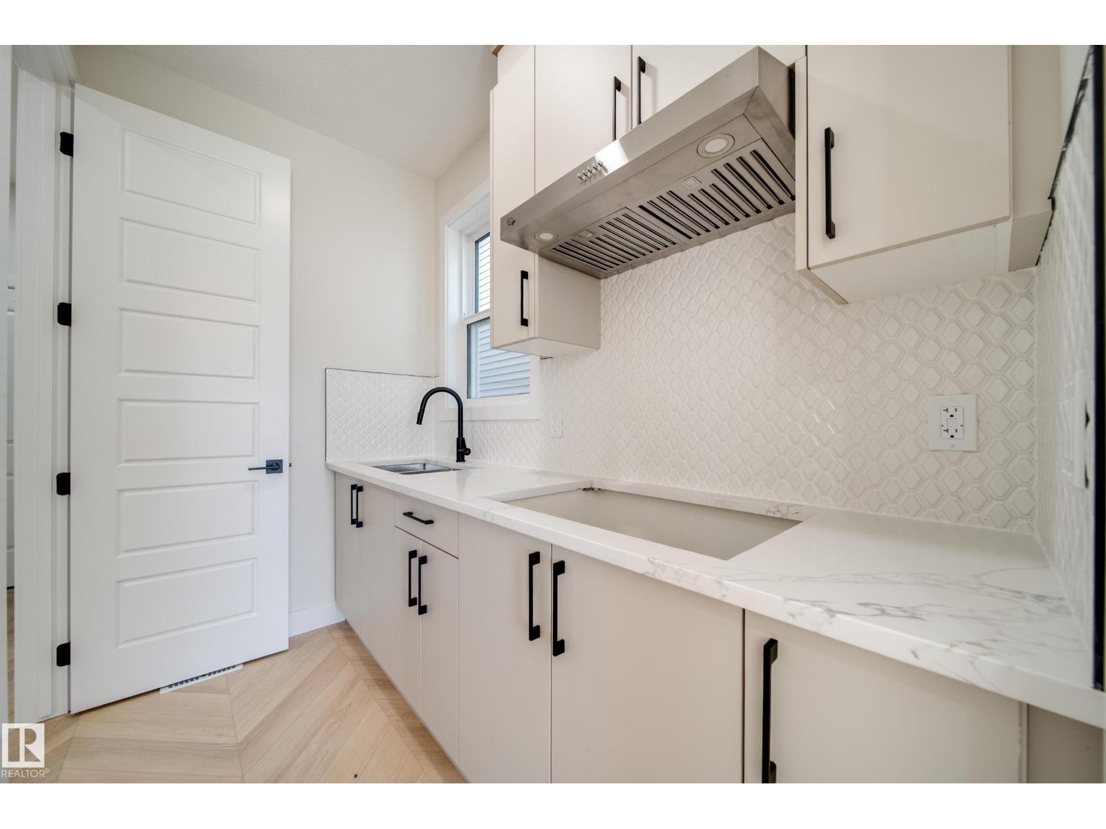 8523 183 Avenue NW, Klarvatten — photo 9 of 30: Property photo