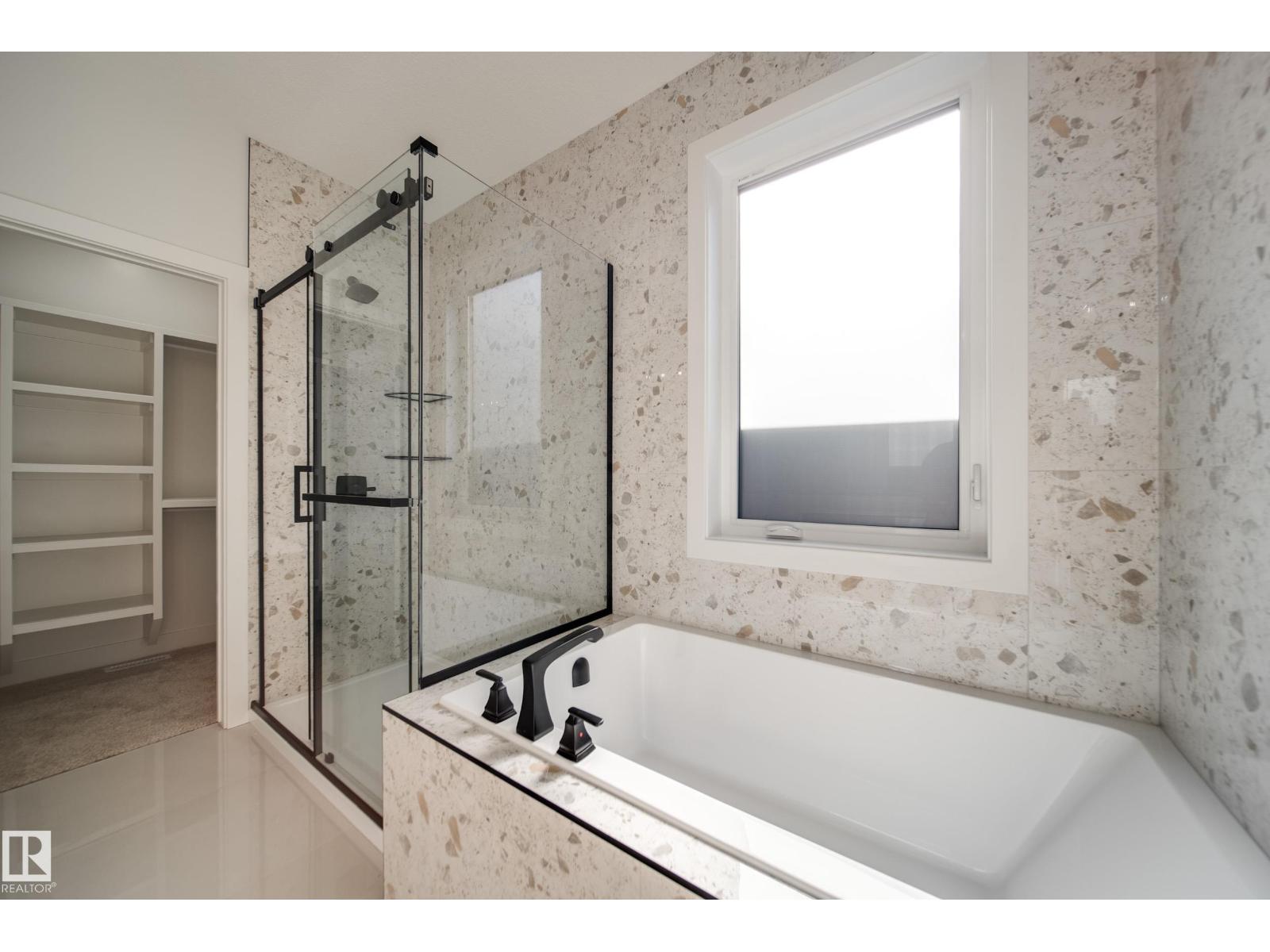 51 Norwyk Way - 28