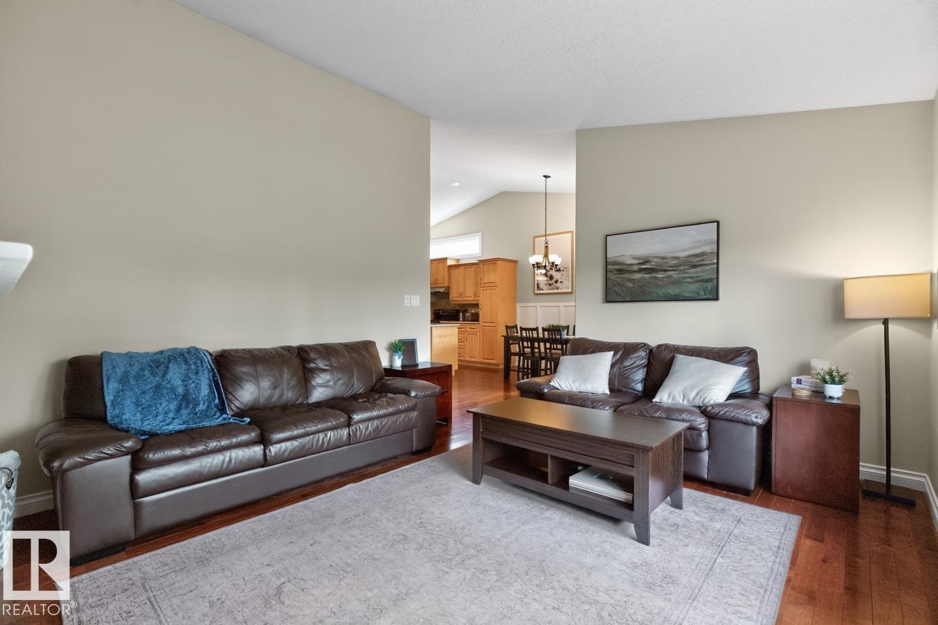 138 WELLINGTON PL - 16