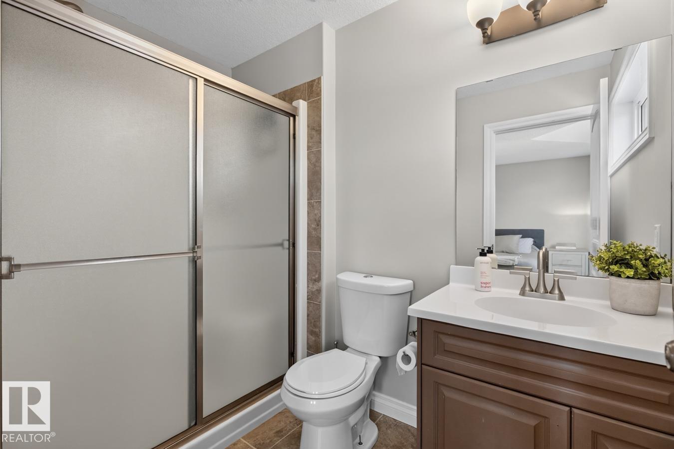 138 WELLINGTON PL - 26
