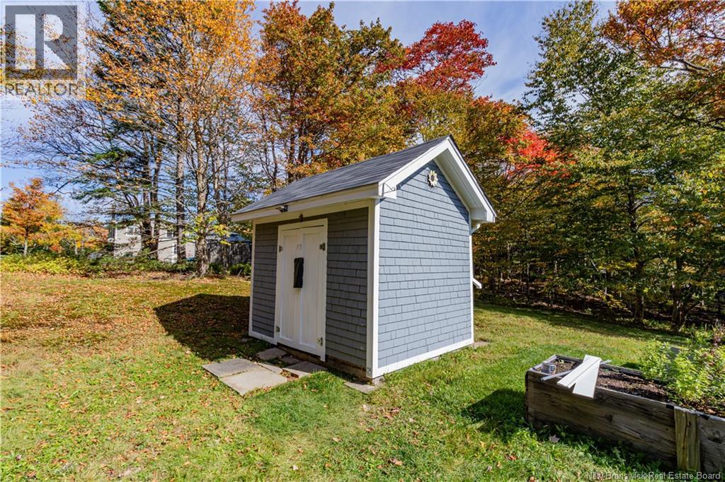 10 Birch Lane - 10