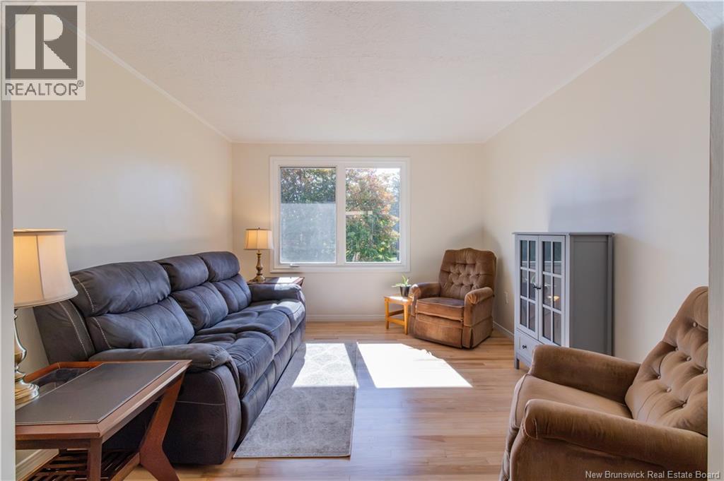 10 Birch Lane - 24