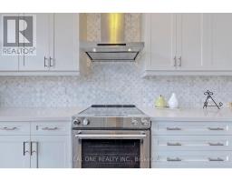 107 Carrville Woods Circle, Vaughan, ON L6A4Z6 Photo 24