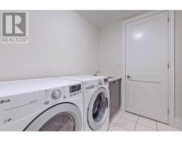 107 Carrville Woods Circle, Vaughan, ON L6A4Z6 Photo 38