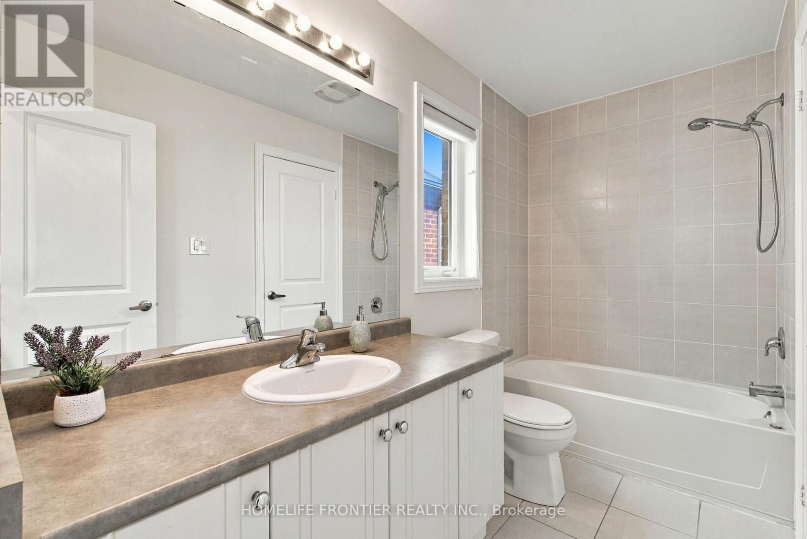 1526 FARROW CRESCENT - 31