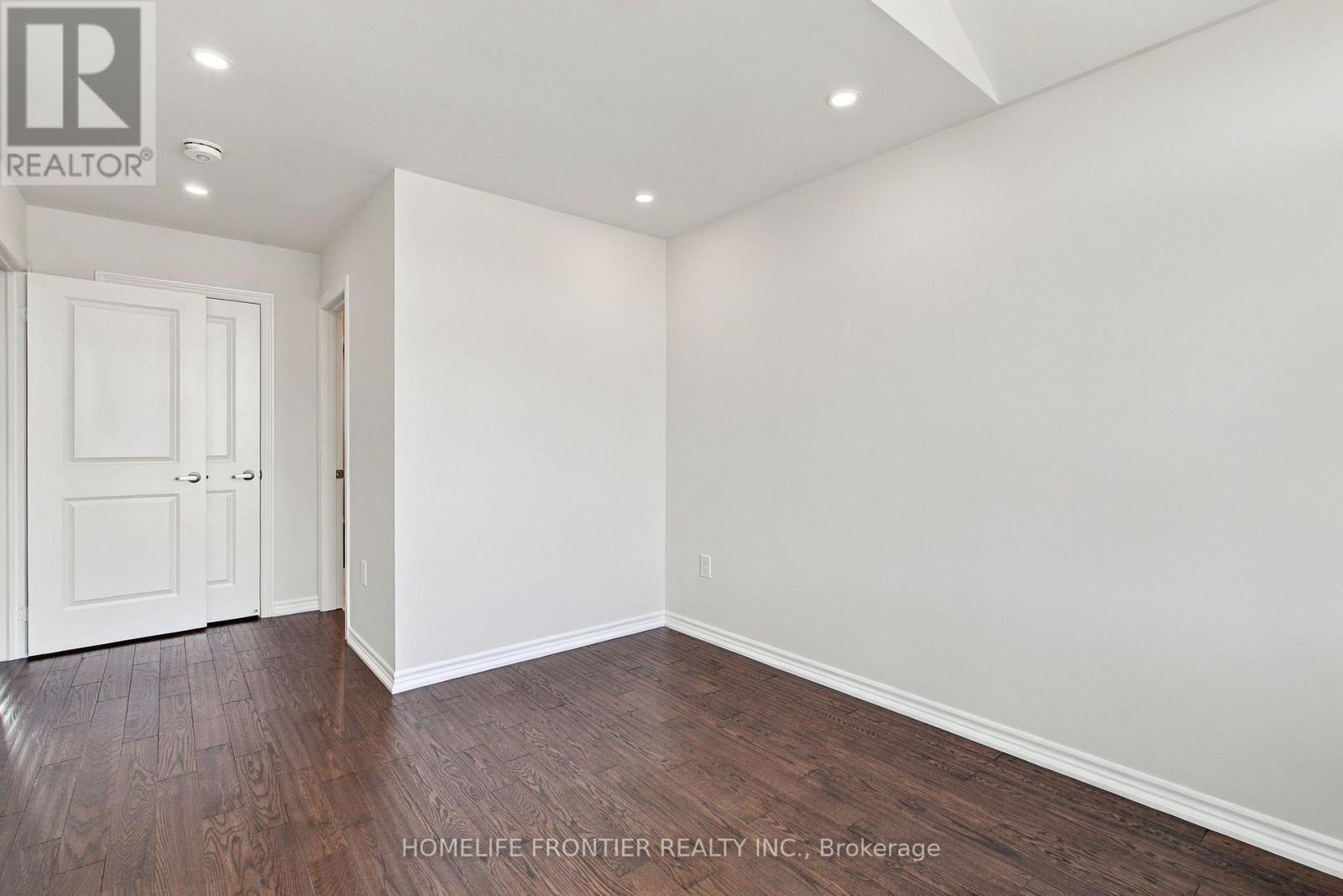 1526 Farrow Crescent, Innisfil, ON photo 33