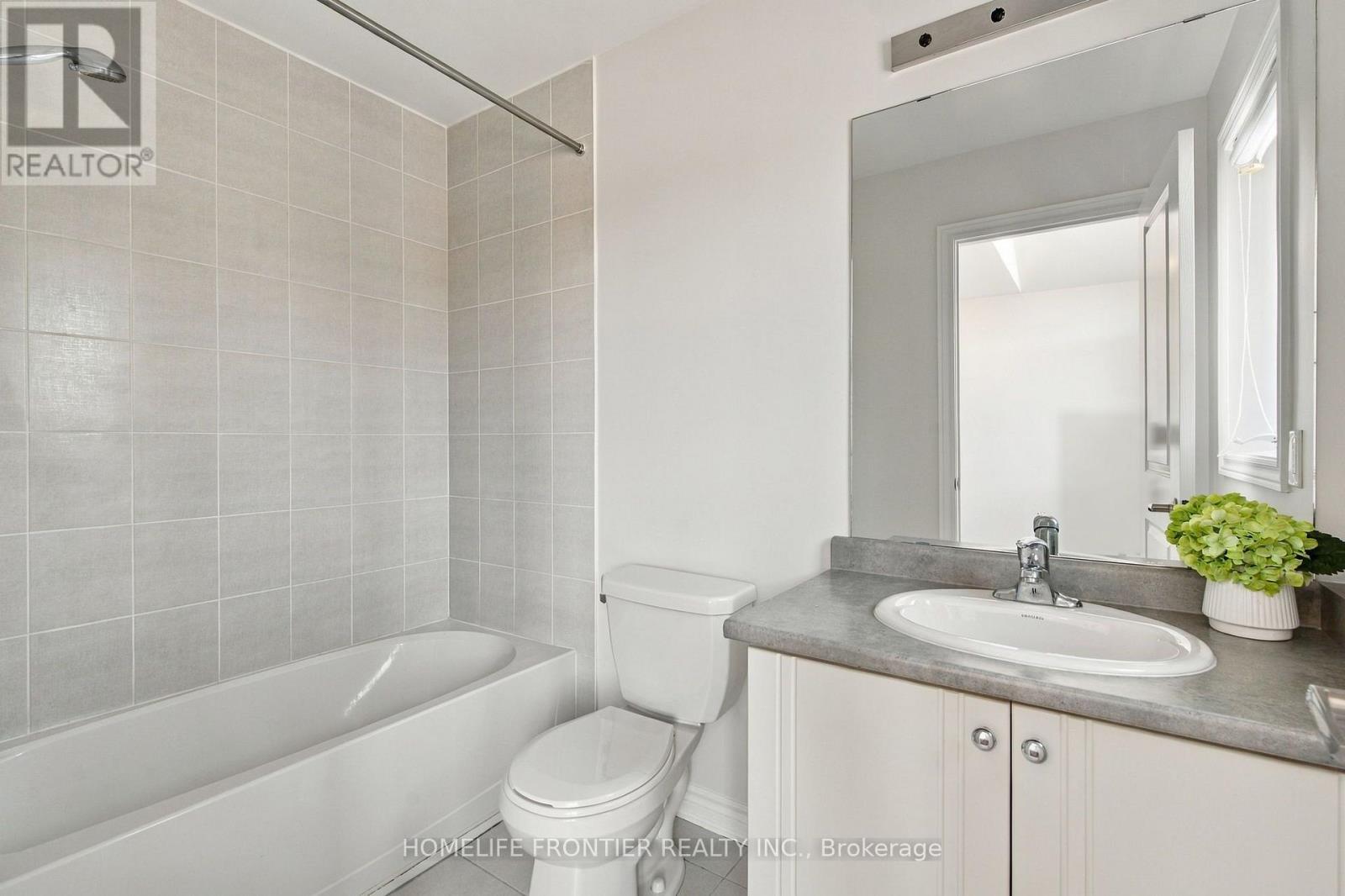 1526 FARROW CRESCENT - 37
