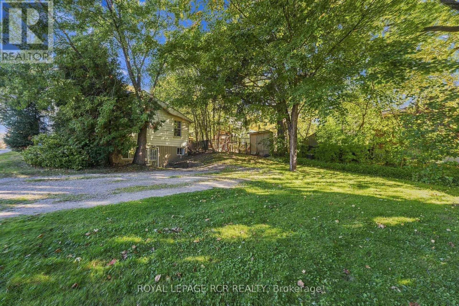 35 Metcalfe Street, Aurora, ON photo 47