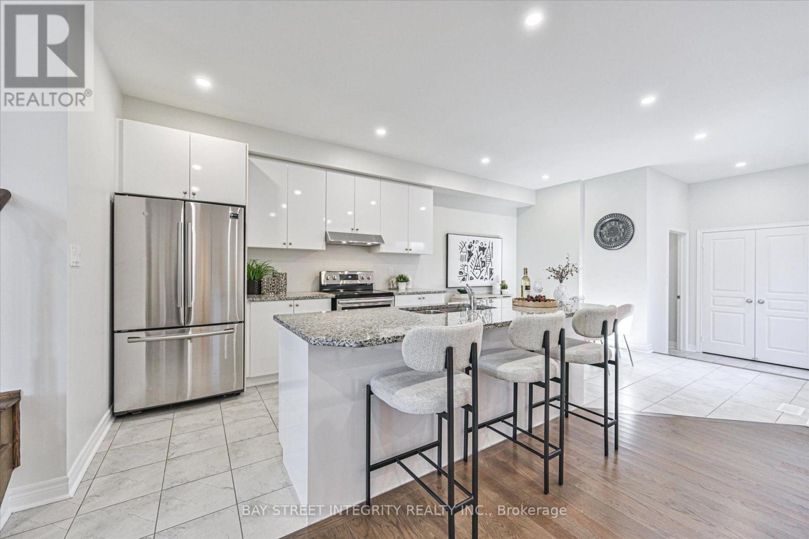 371 WILLIAM FORSTER ROAD - 10