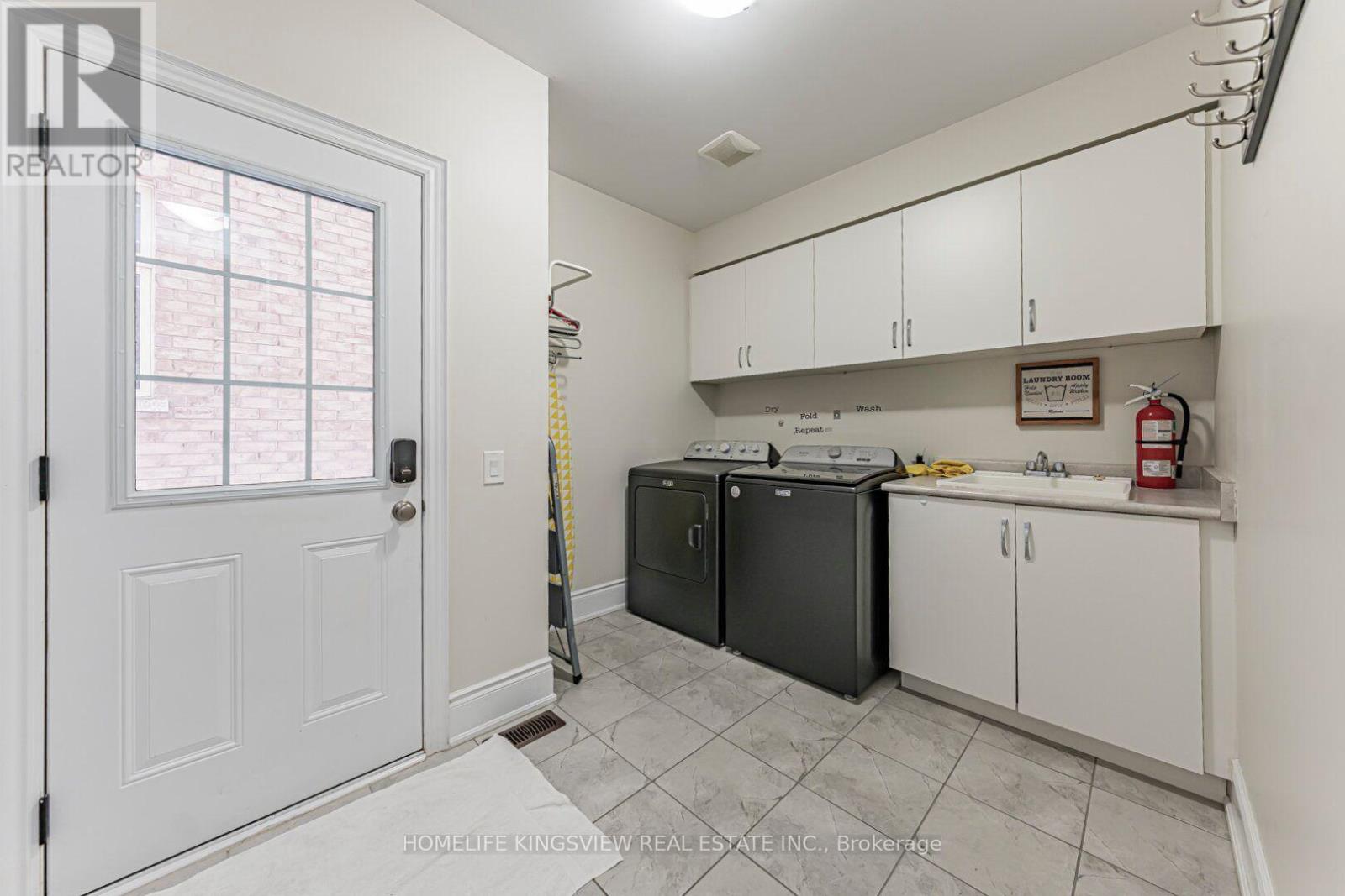 61 Ross Vennare Crescent, Vaughan, ON photo 12