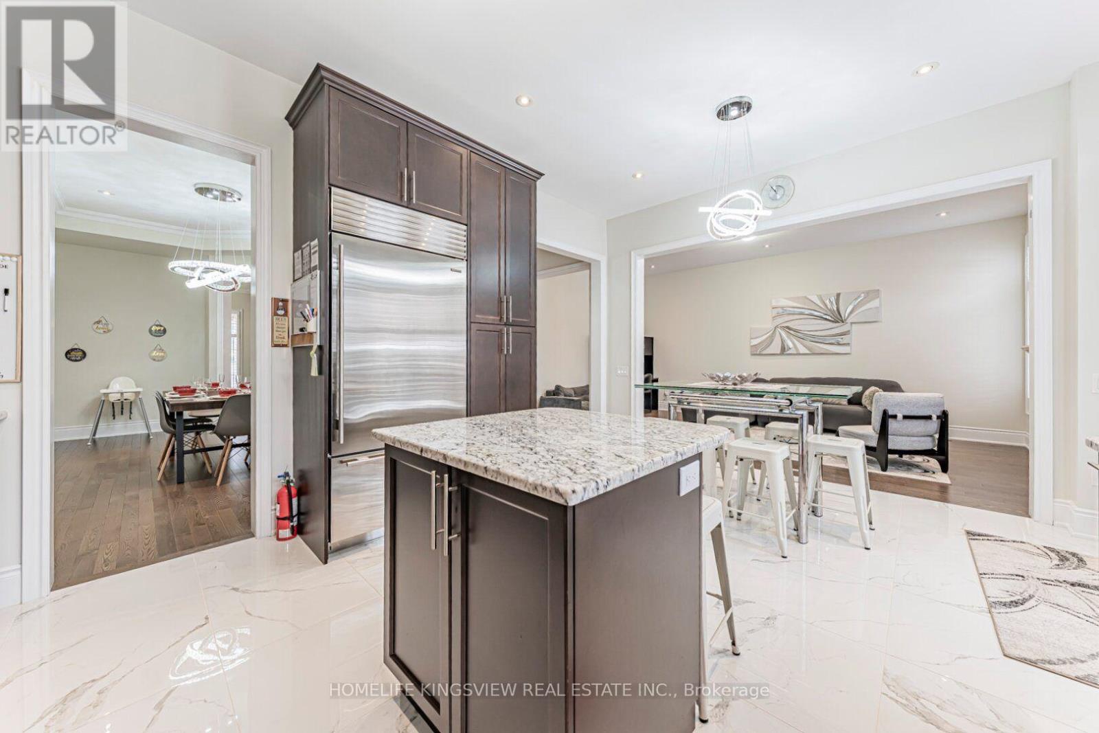 61 ROSS VENNARE CRESCENT - 19