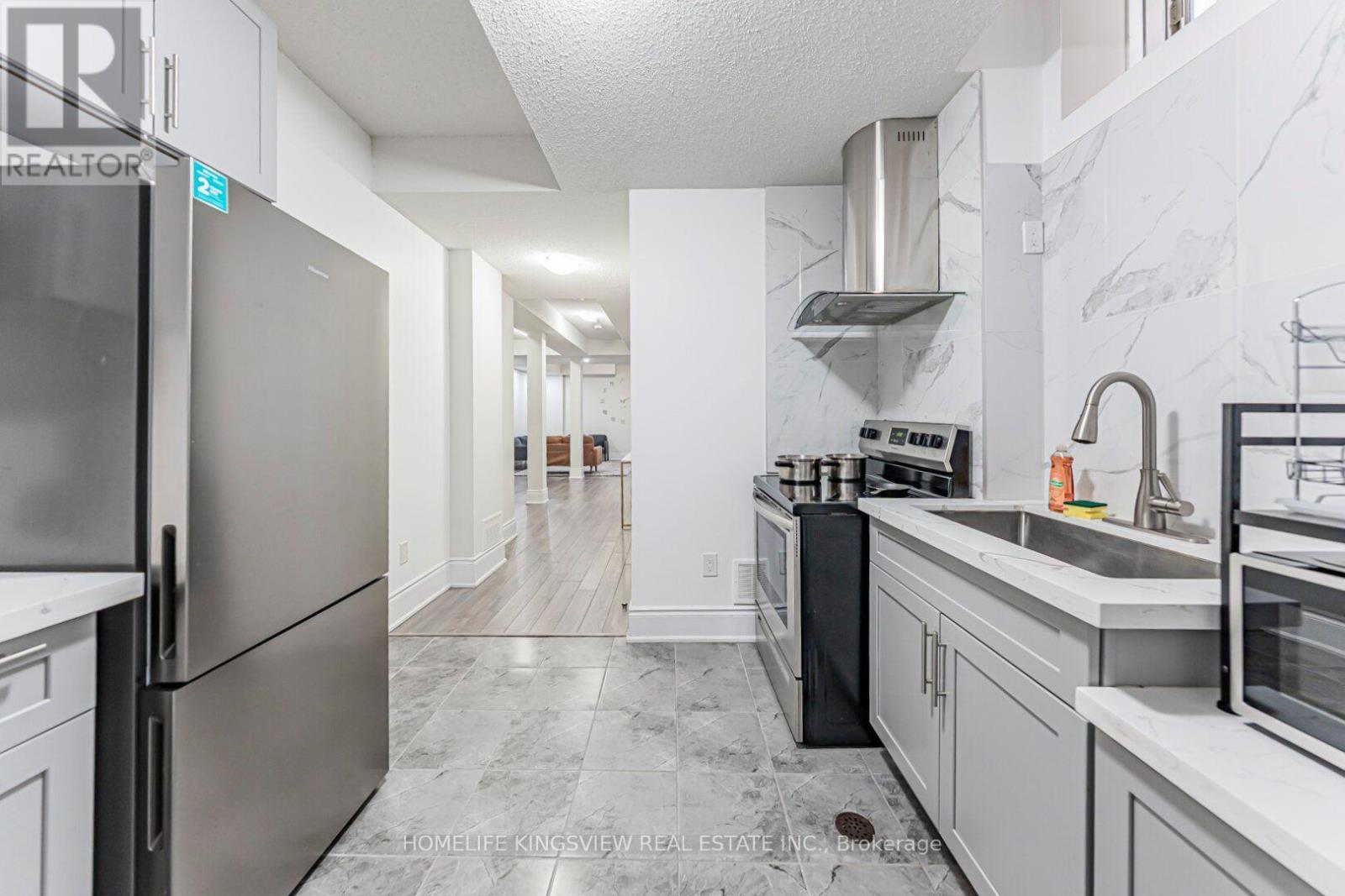 61 Ross Vennare Crescent, Vaughan, ON photo 47