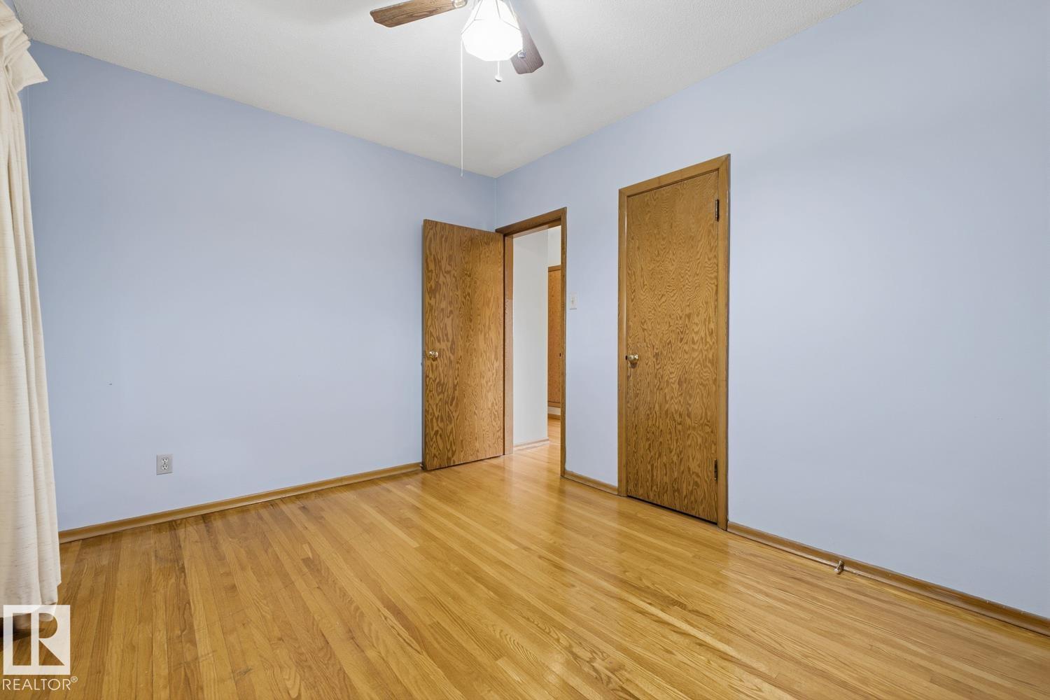 4218 111 AV NW - 18