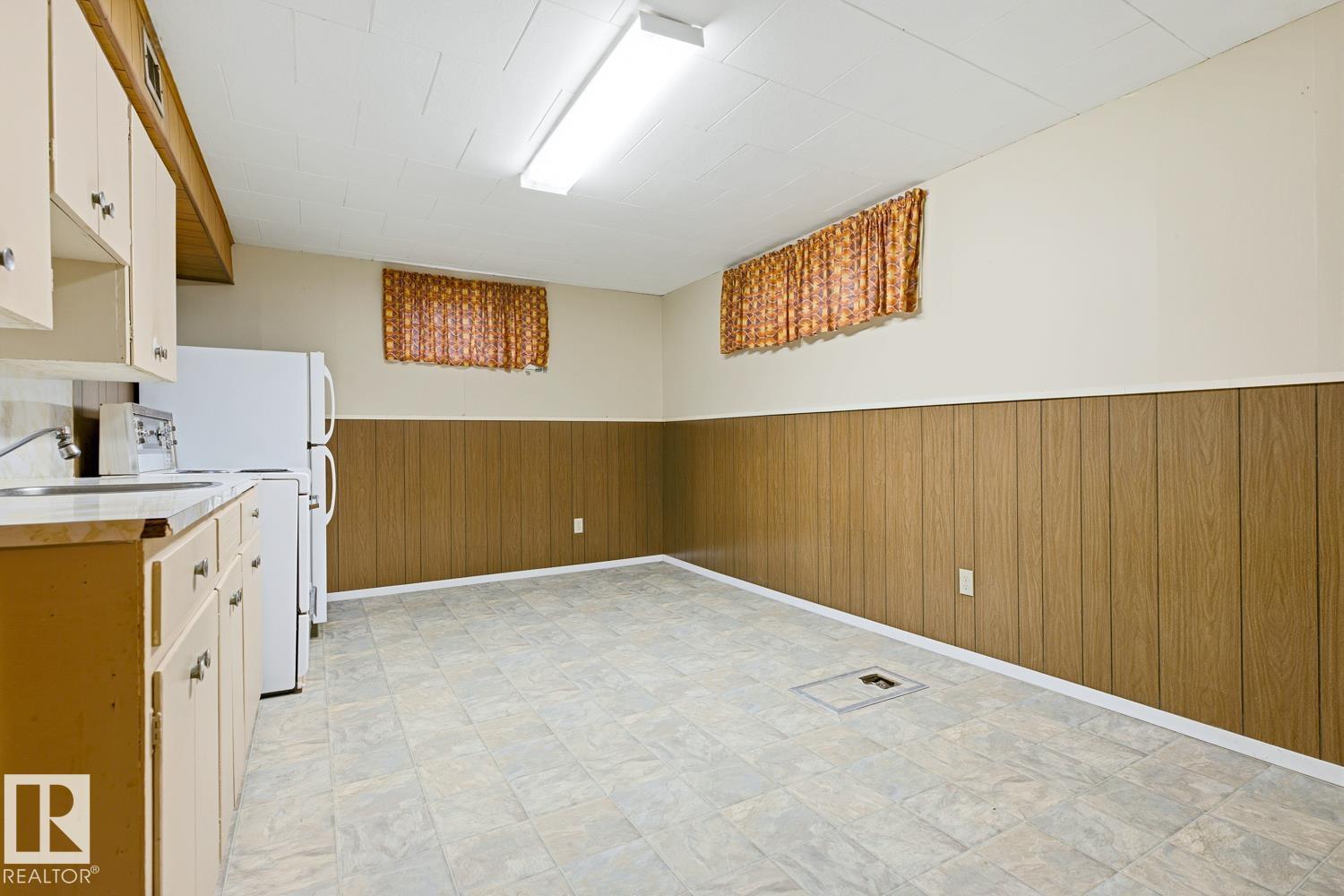 4218 111 Avenue NW, Beverly Heights — photo 26 of 30: Property photo