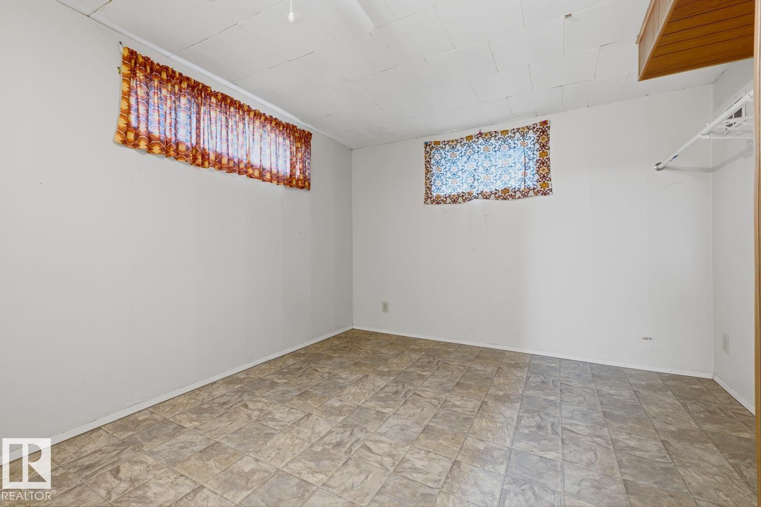 4218 111 Avenue NW, Beverly Heights — photo 25 of 30: Property photo