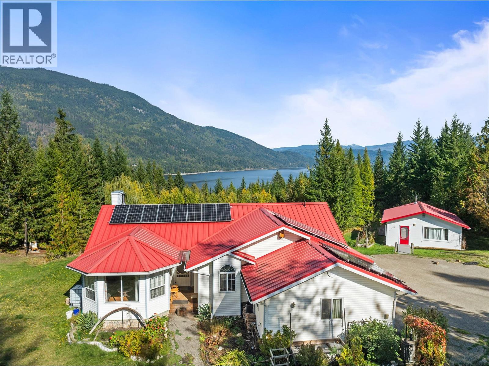 6271 Eagle Bay Road, Eagle Bay