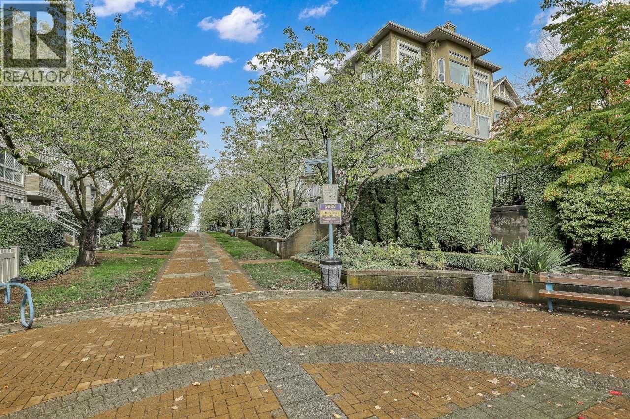 316 5888 DOVER CRESCENT, Richmond - Image 1
