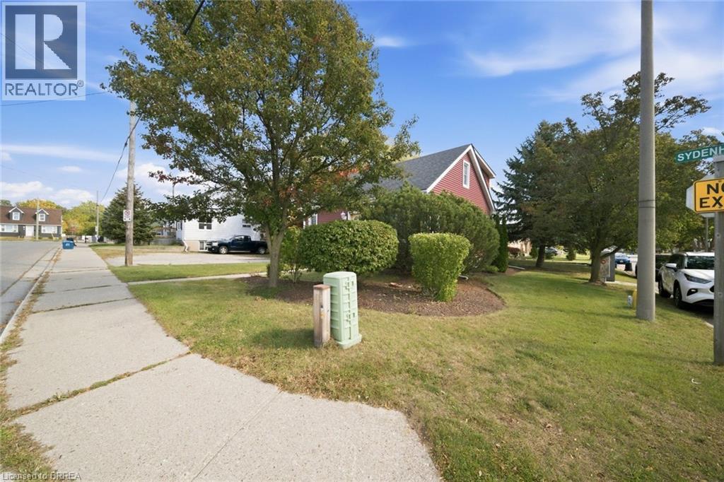 243 SYDENHAM Street - Image 46