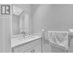 7 Accent Circle, Brampton, ON L7A0L2 Photo 17