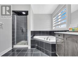 7 Accent Circle, Brampton, ON L7A0L2 Photo 29