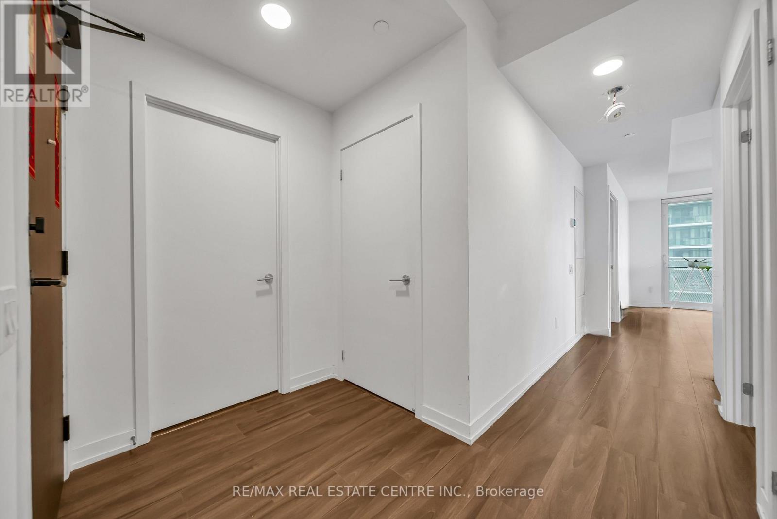3803- 4065 Confederation Parkway North, Mississauga, ON photo 11