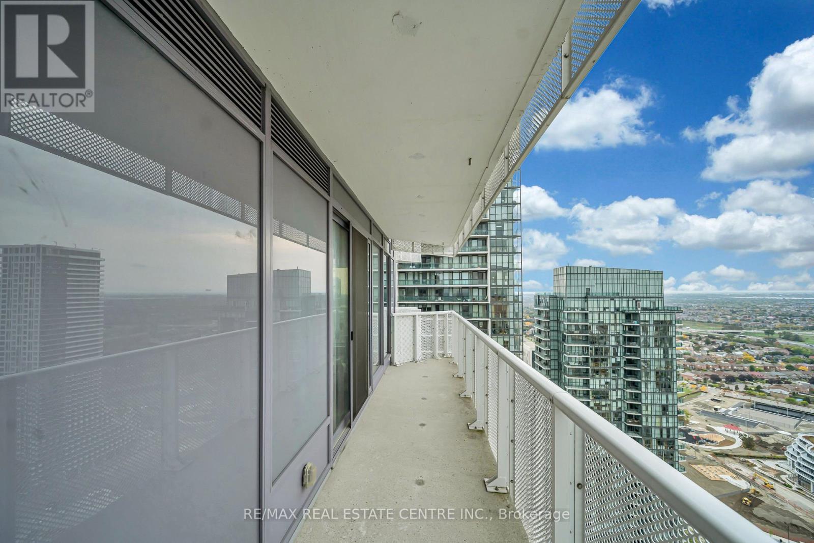 3803- 4065 Confederation Parkway North, Mississauga, ON photo 25