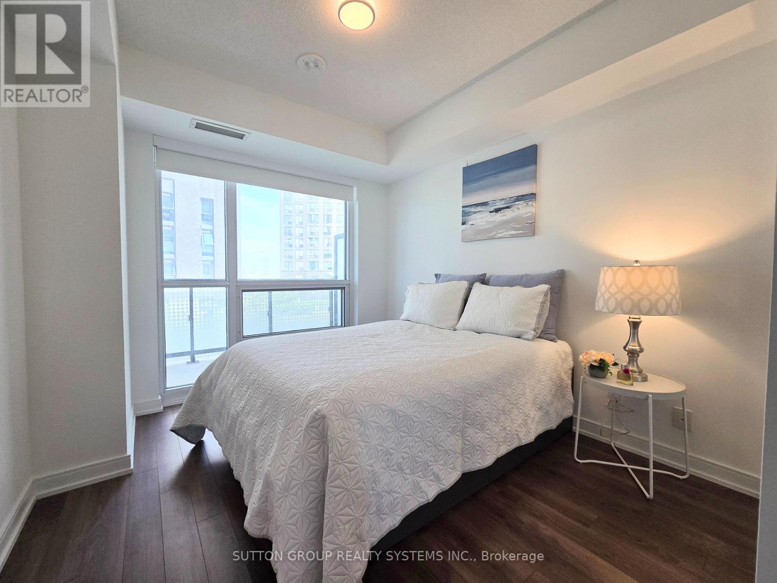 30 Samuel Wood Way — photo 15