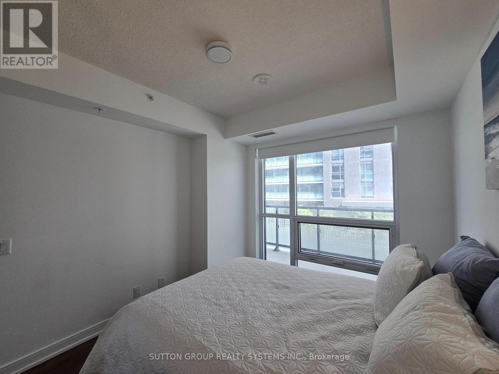 30 Samuel Wood Way — photo 18