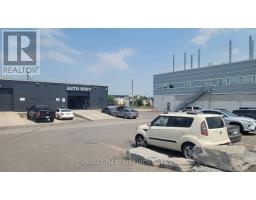 73 Alness Street, Toronto, ON M3J2H2 Photo 15