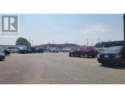 73 Alness Street, Toronto, ON M3J2H2 Photo 18