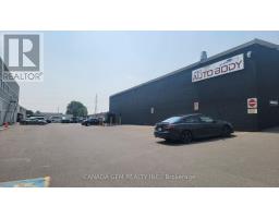 73 Alness Street, Toronto, ON M3J2H2 Photo 19