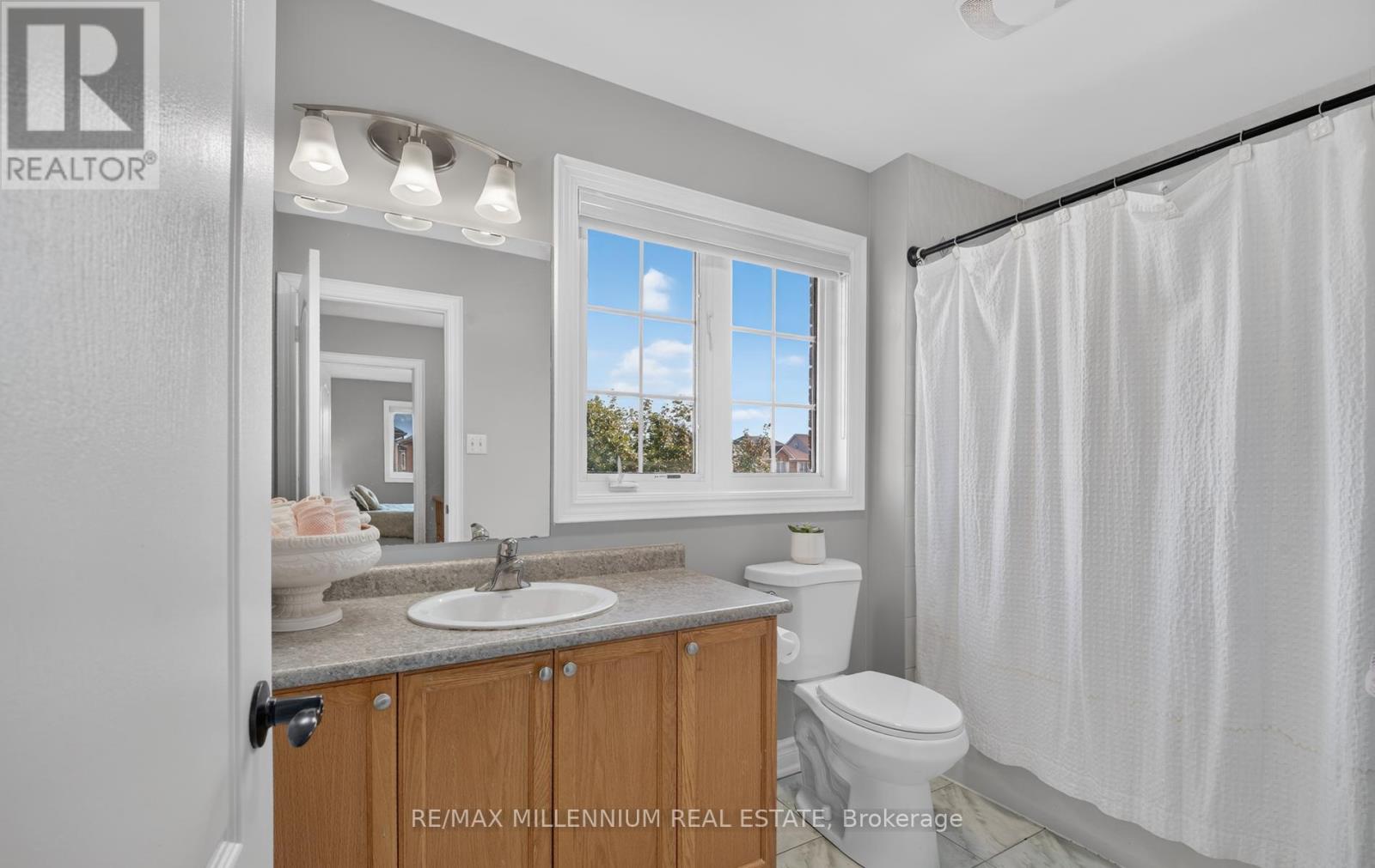 262 BRISDALE DRIVE W - 19