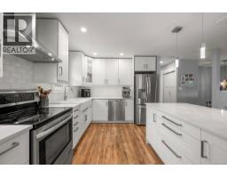554 Cormorant St, Comox, BC V9M1Z9 Photo 20