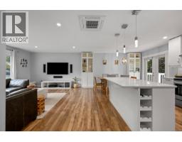 554 Cormorant St, Comox, BC V9M1Z9 Photo 22