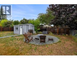 554 Cormorant St, Comox, BC V9M1Z9 Photo 32