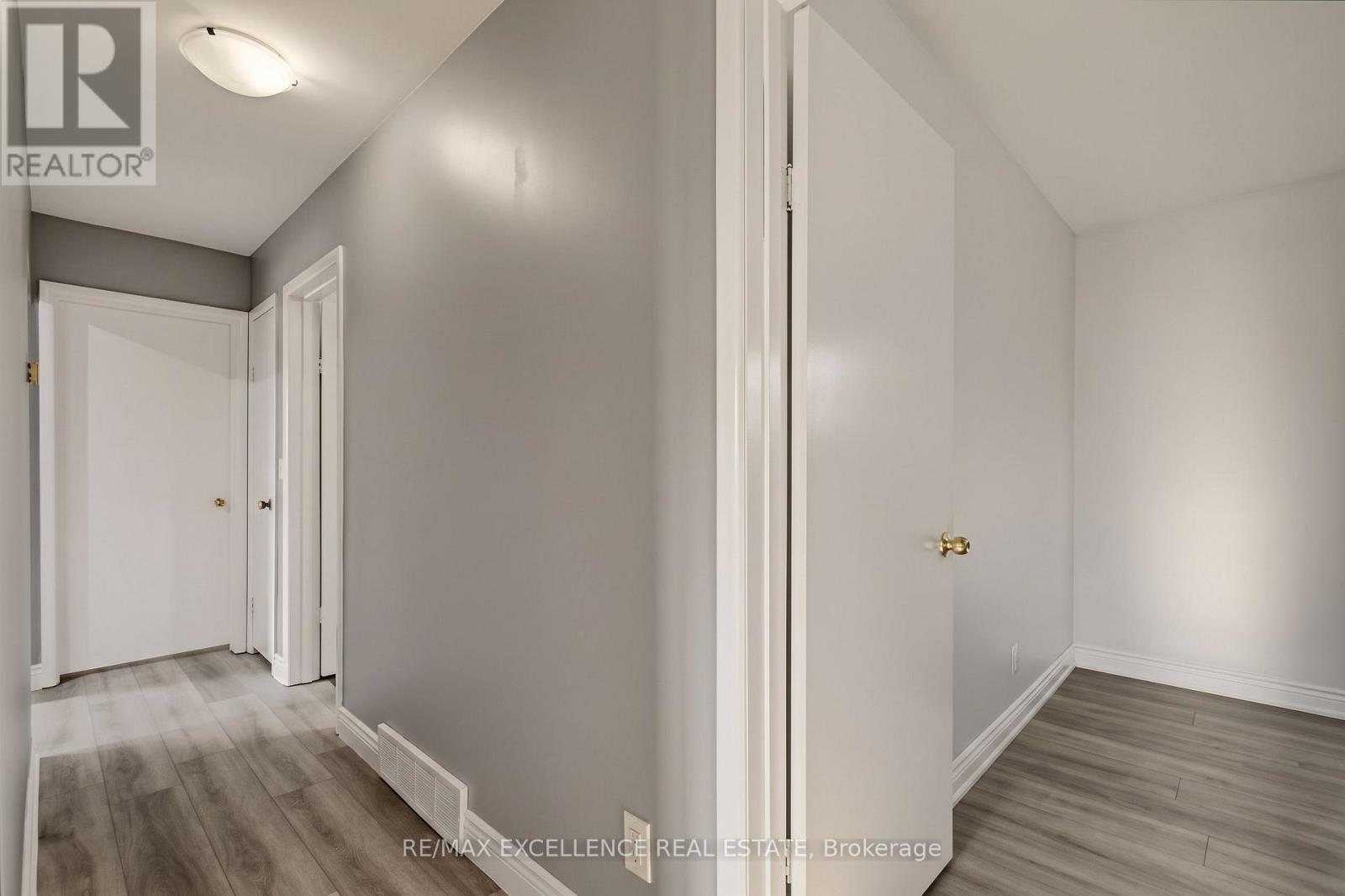 3040 WOODLAWN AVENUE - 15