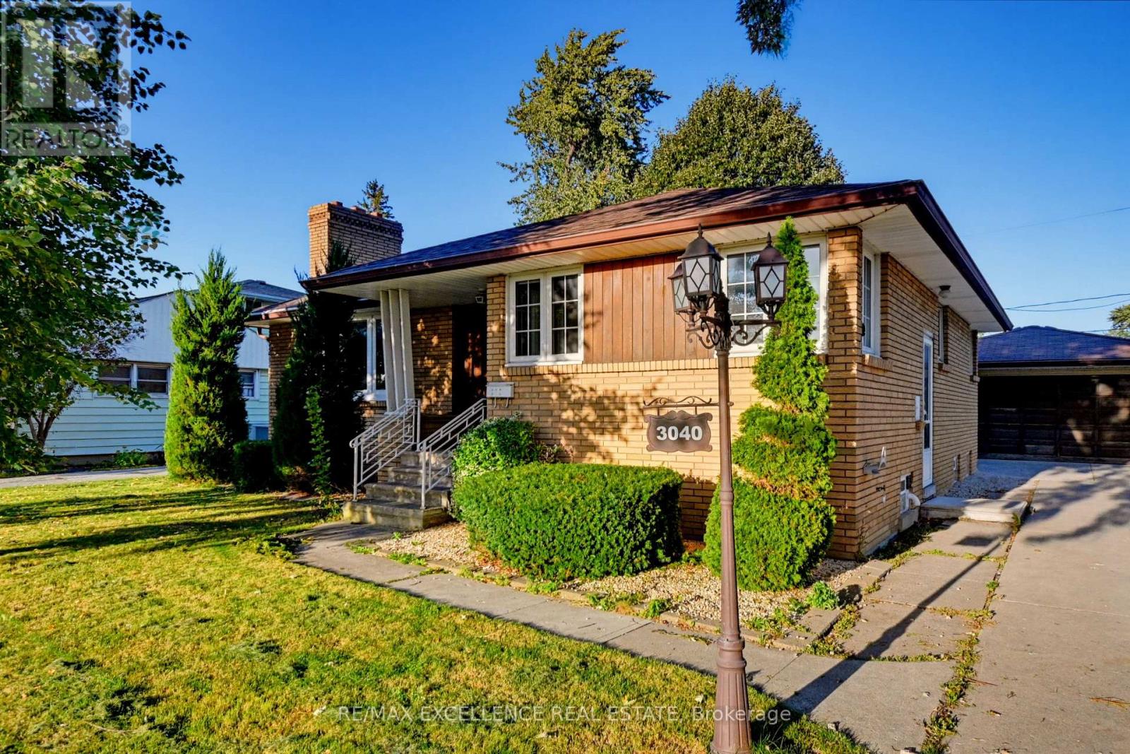 3040 Woodlawn Avenue, Windsor, ON photo 2