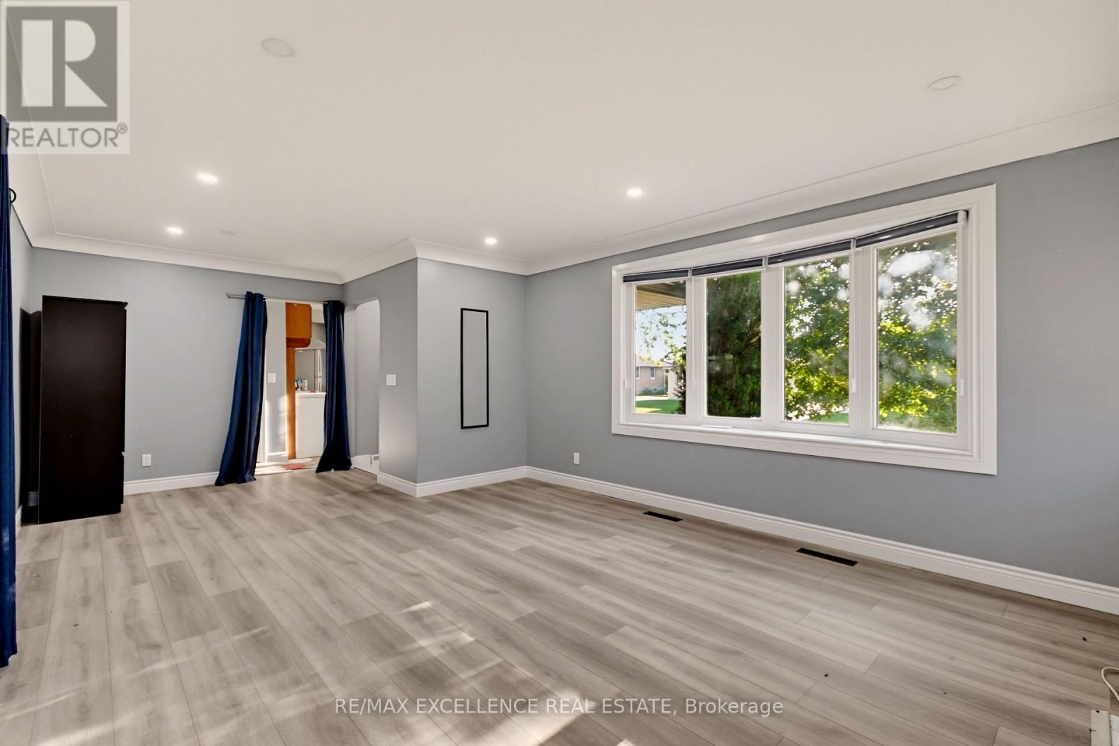 3040 WOODLAWN AVENUE - 9