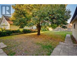 3040 Woodlawn Avenue, Windsor, ON N8W2H7 Photo 42