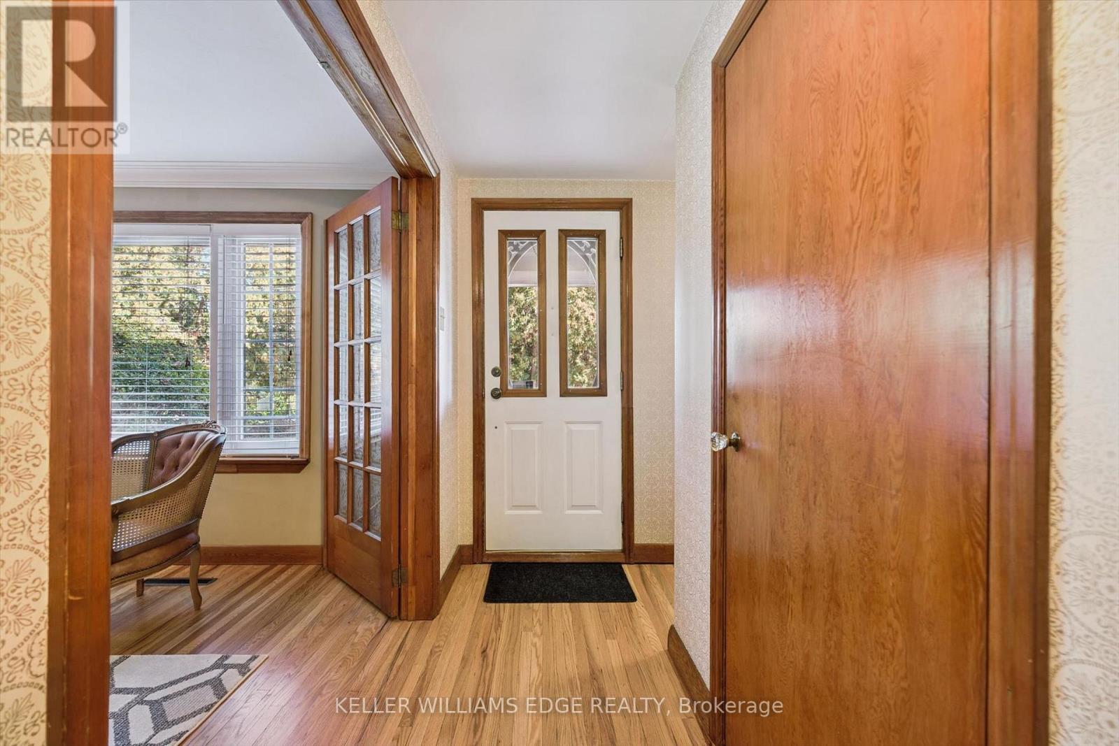 199 1/2 Dundas Lane, Cambridge, ON photo 4