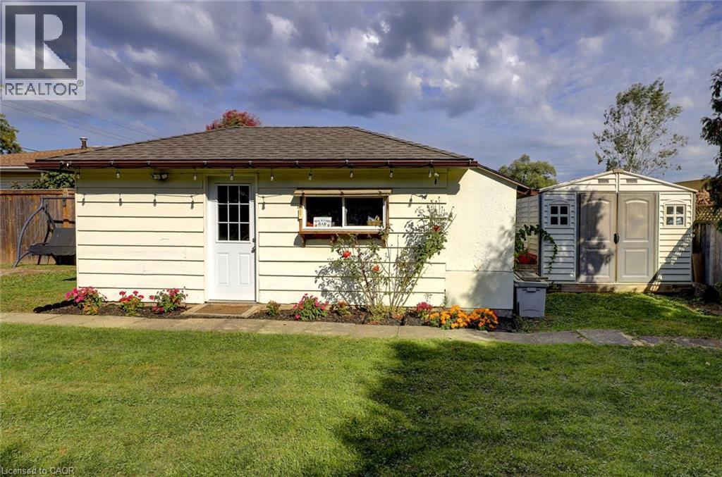 4553 Ontario Street — photo 35