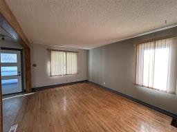 19 Cherry Street, Pine Falls, MB R0E1M0 Photo 16